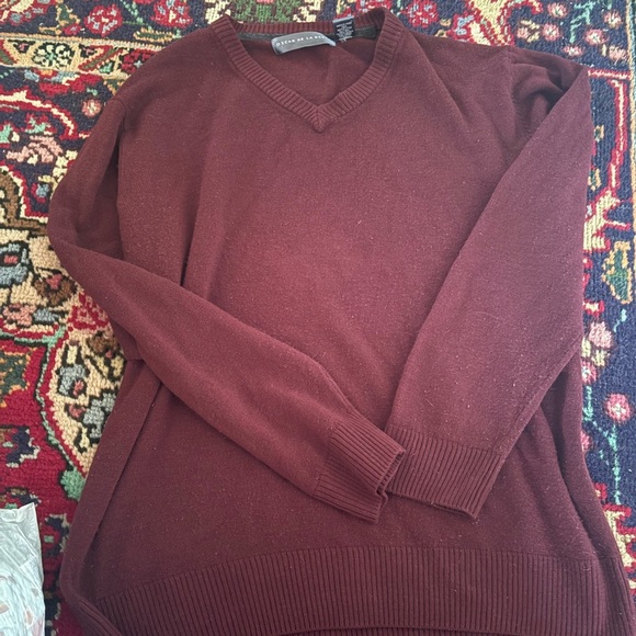 Oscar de la Renta Deep Red V-Neck Sweater - Picture 2 of 3